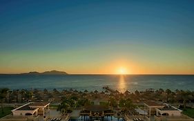 Sheraton Sharm Hotel, Resort, Villas&spa  4*